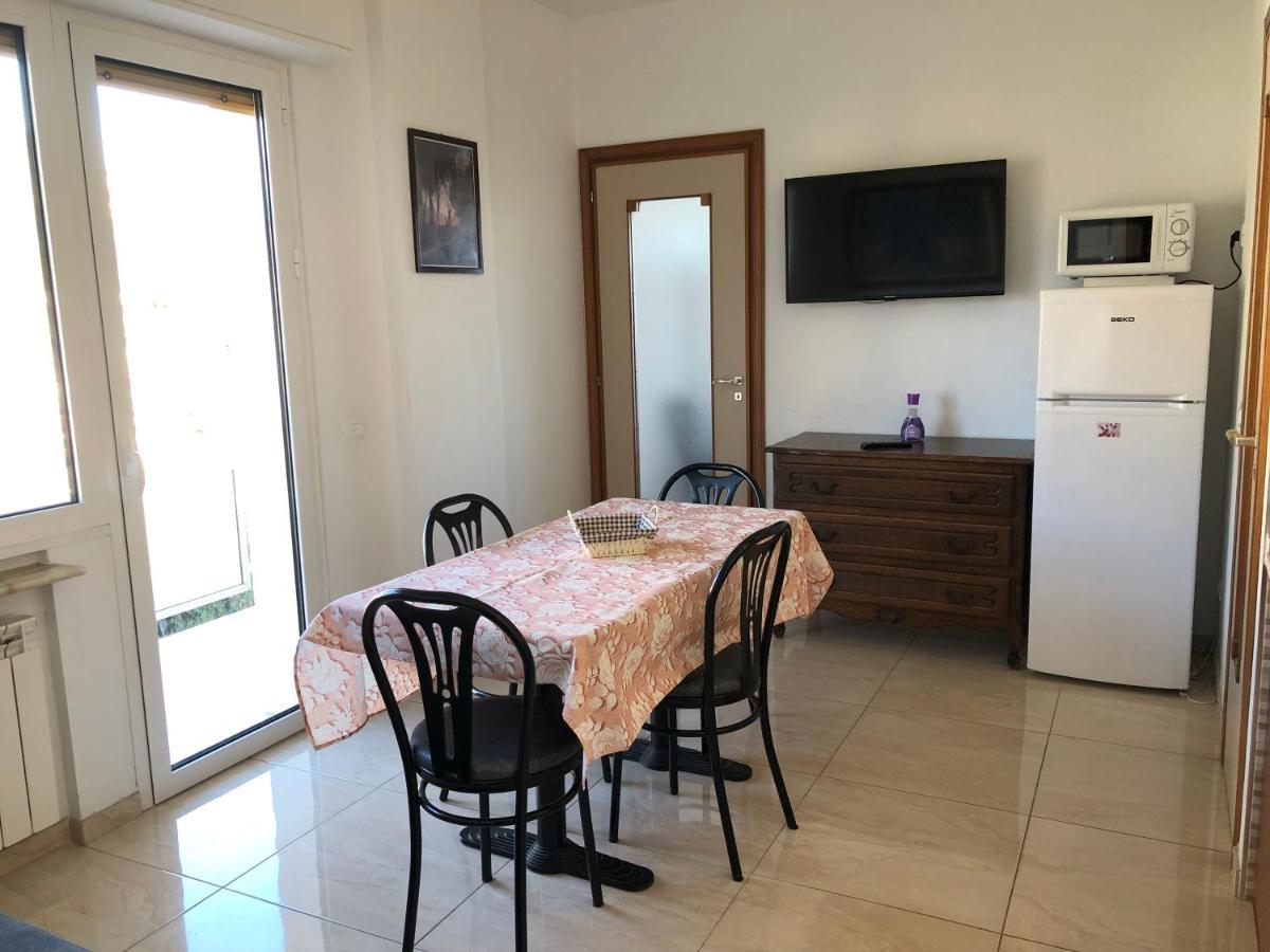 Attico Tacito Apartment Ventimiglia Luaran gambar